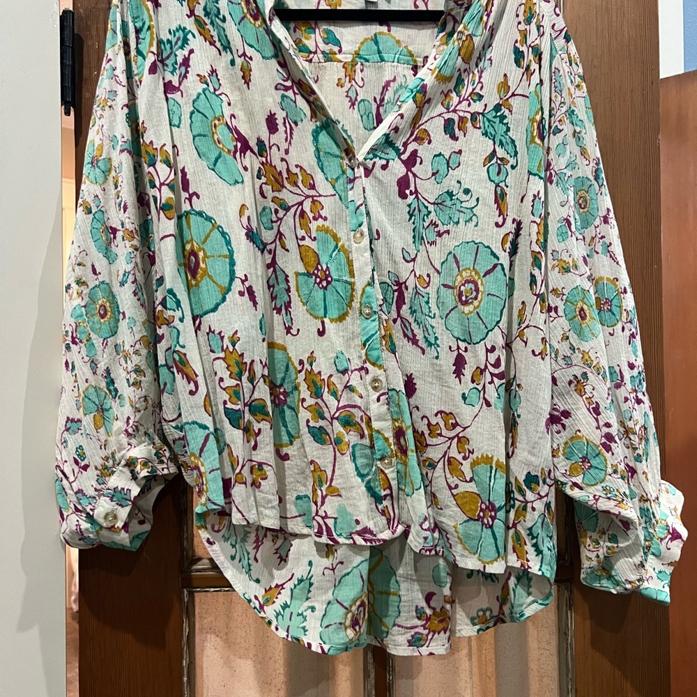The Sydney Batwing Blouse by Pilcro Anthropologie, Medium - Picture 5 of 7